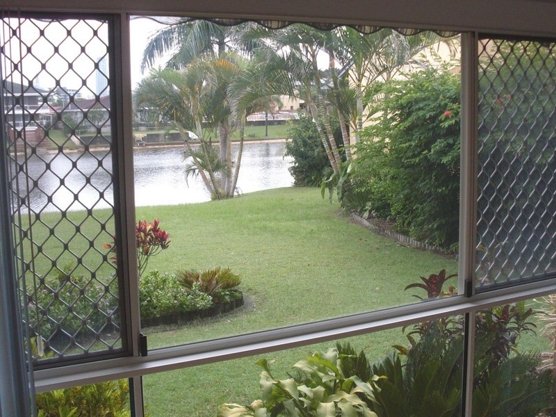 Broadbeach Waters QLD 4218