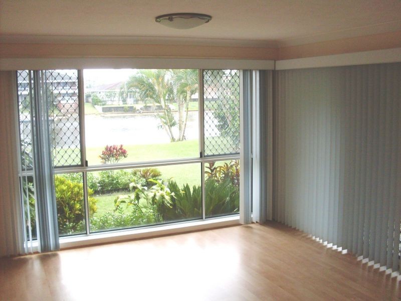 Broadbeach Waters QLD 4218