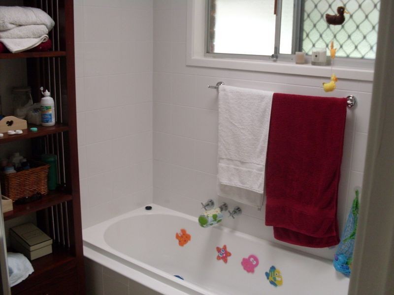 58 Campbell Street, Sorrento QLD 4217