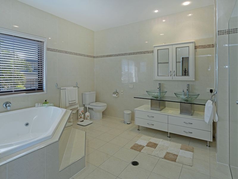 8028 Key Waters, Sanctuary Cove QLD 4212