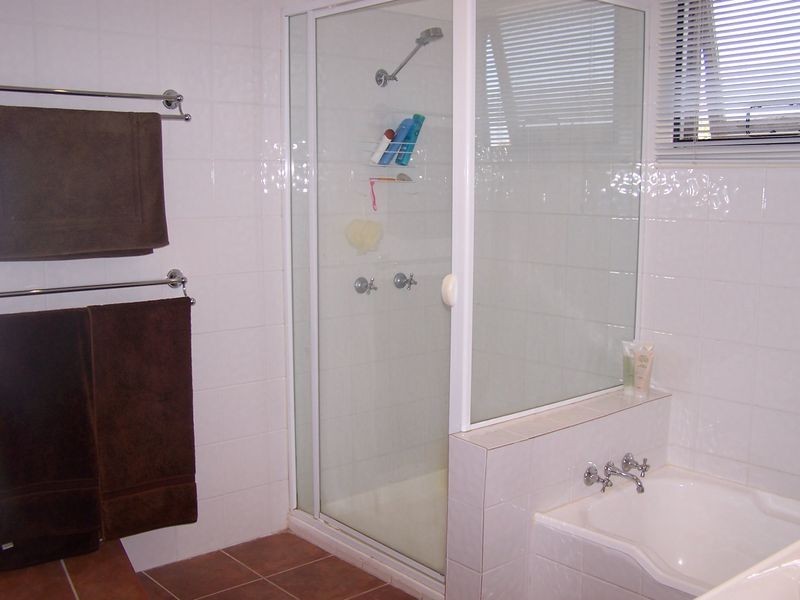 26 Naples Avenue, Isle Of Capri QLD 4217