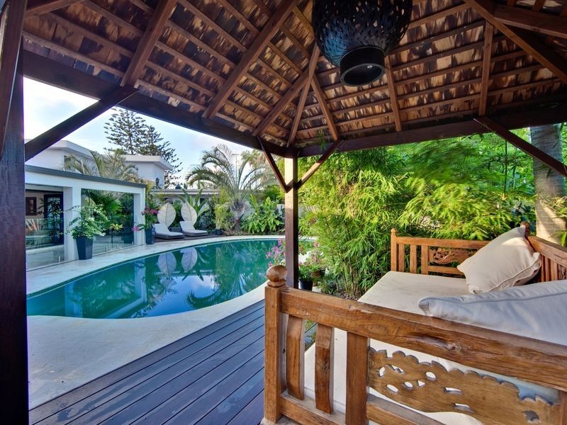 30 Remo Street, Isle Of Capri QLD 4217