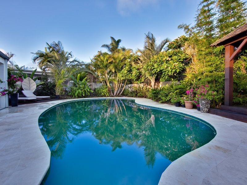 30 Remo Street, Isle Of Capri QLD 4217