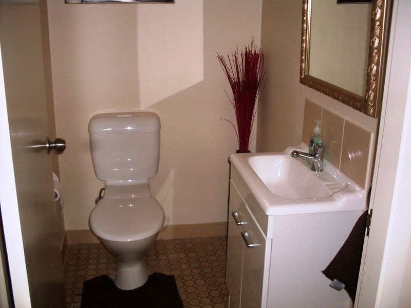 2/18 Elliott Street, Surfers Paradise QLD 4217