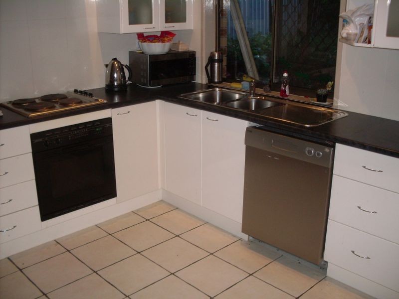 61 Dunkeith Avenue, Benowa QLD 4217