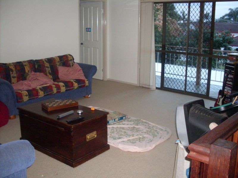 61 Dunkeith Avenue, Benowa QLD 4217