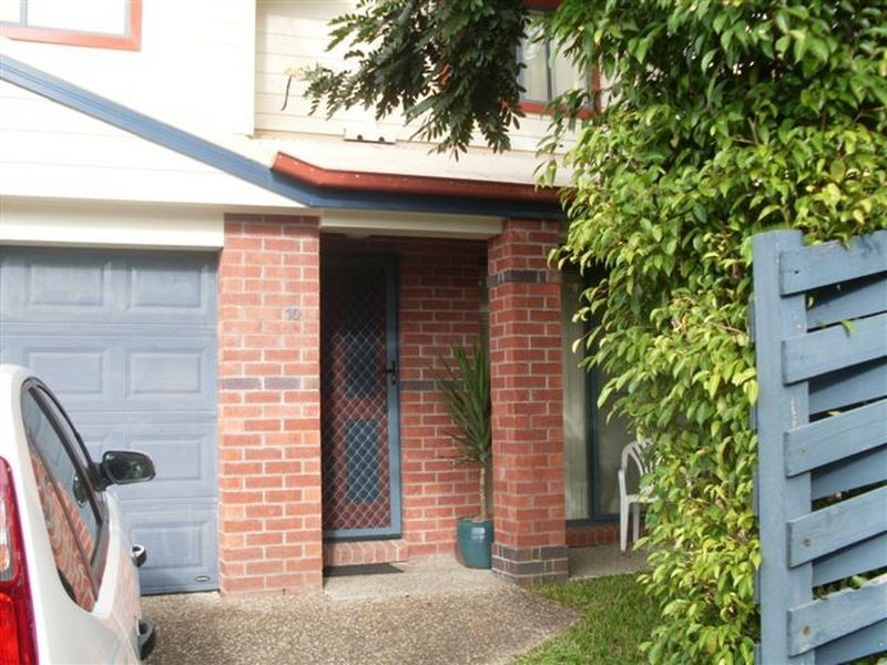 10/118 Ridgeway Avenue, Southport QLD 4215