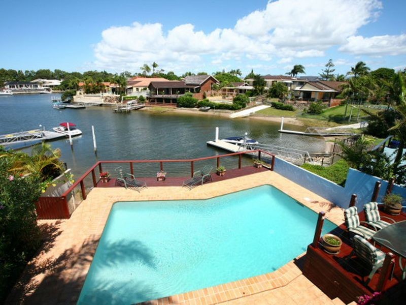 66 Boomerang Crescent, Sorrento QLD 4217