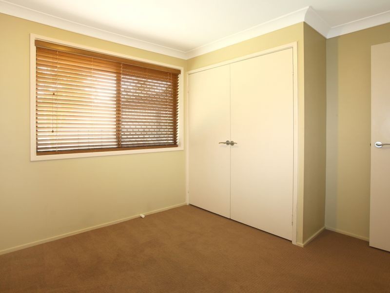 25 McIlwraith Avenue, Sorrento QLD 4217