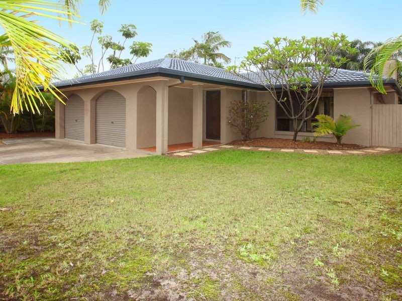 25 McIlwraith Avenue, Sorrento QLD 4217
