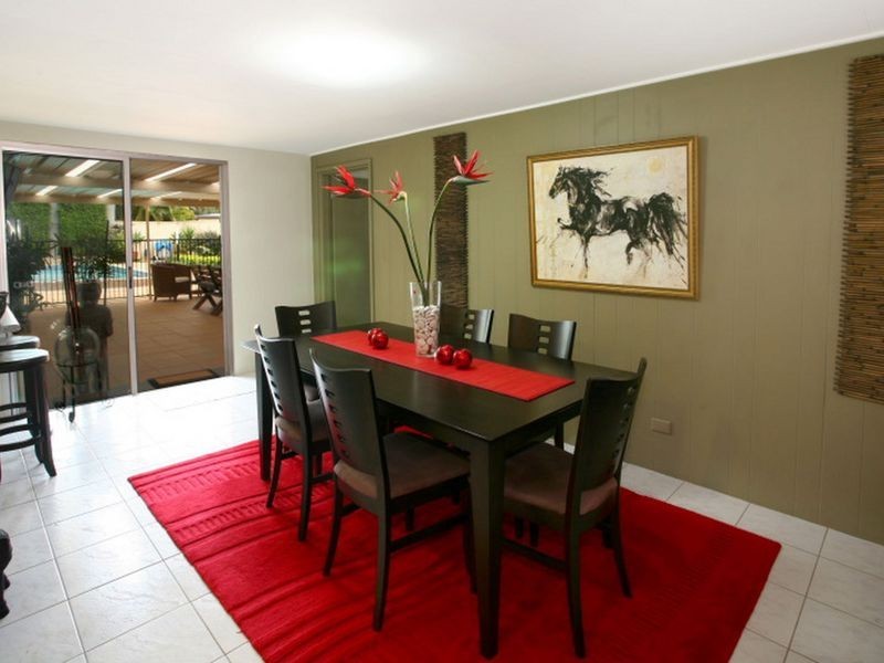 64 Campbell Street, Sorrento QLD 4217