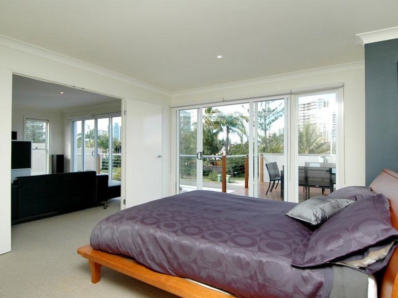 Isle Of Capri QLD 4217