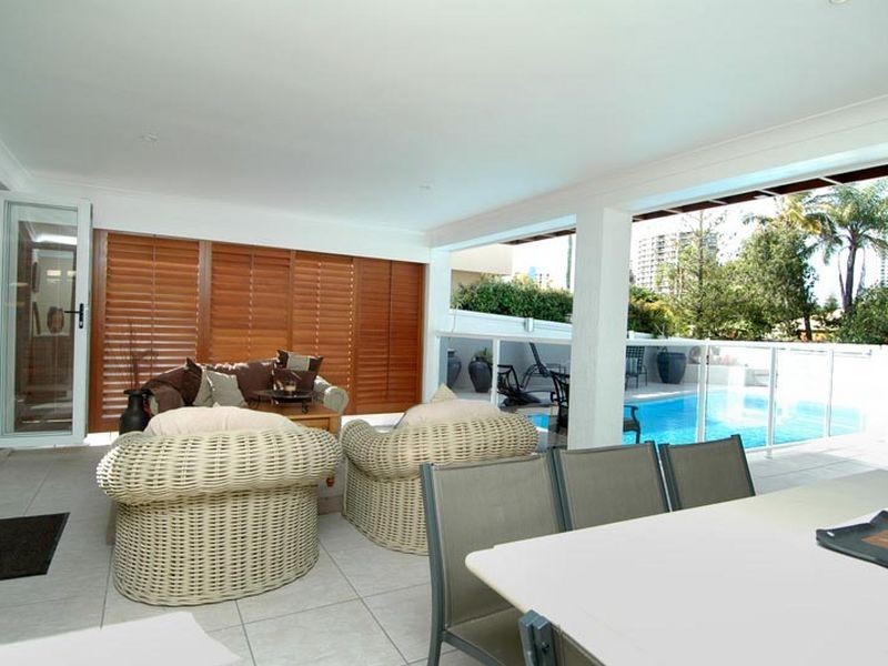 Isle Of Capri QLD 4217