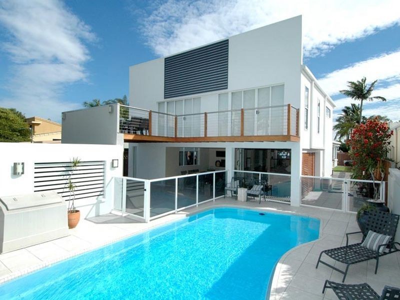 Isle Of Capri QLD 4217