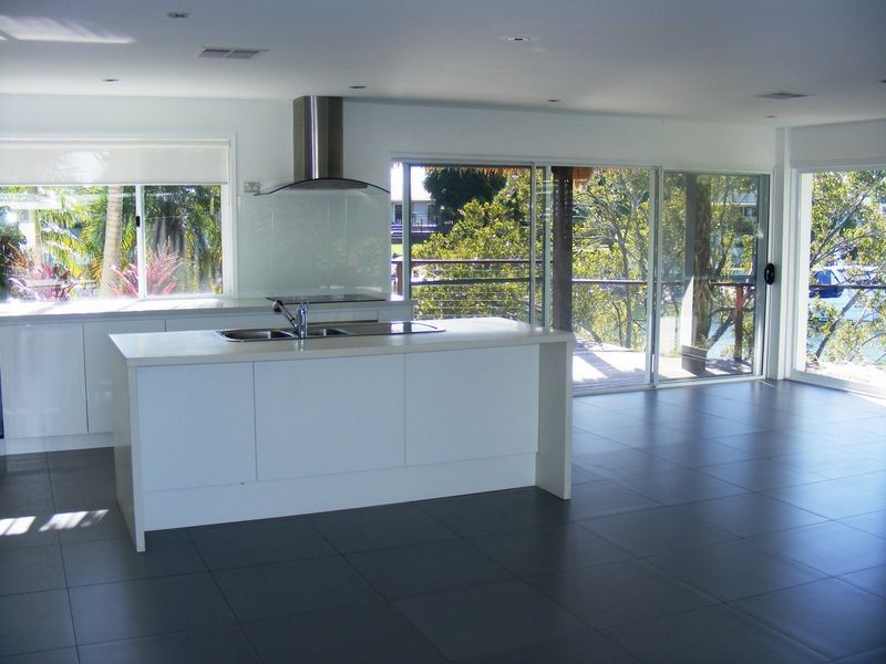 Isle Of Capri QLD 4217