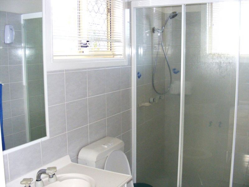 Clear Island Waters QLD 4226