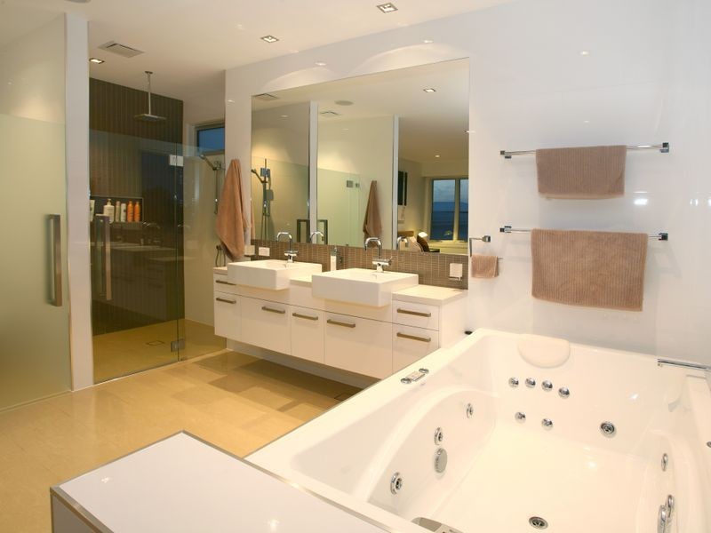 Benowa QLD 4217