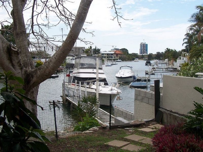 Isle Of Capri QLD 4217
