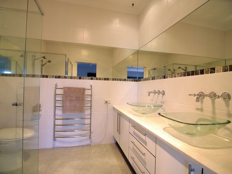 23 Argyle Crescent, Sorrento QLD 4217