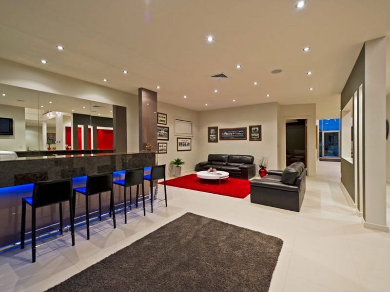 4002 The Boulevarde, Benowa QLD 4217