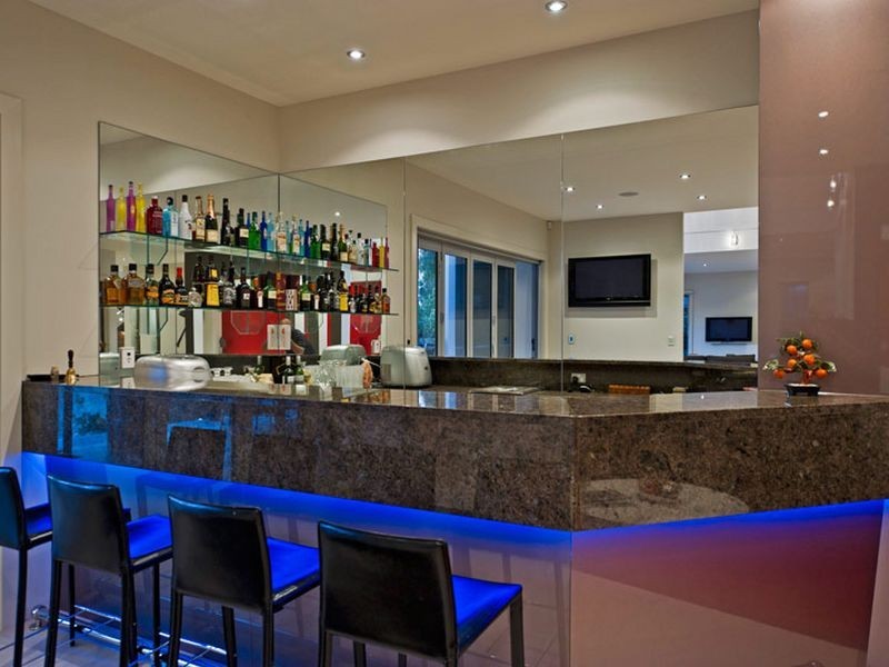 4002 The Boulevarde, Benowa QLD 4217