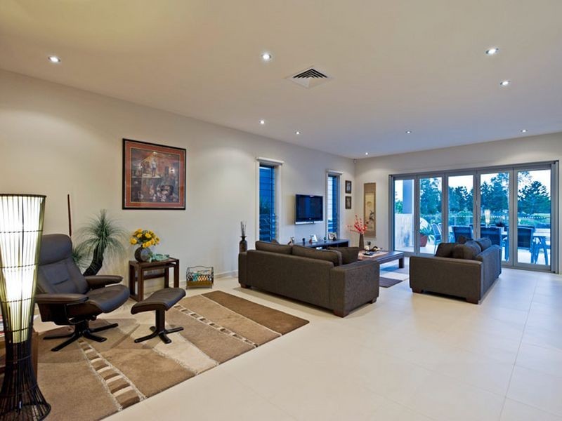 4002 The Boulevarde, Benowa QLD 4217