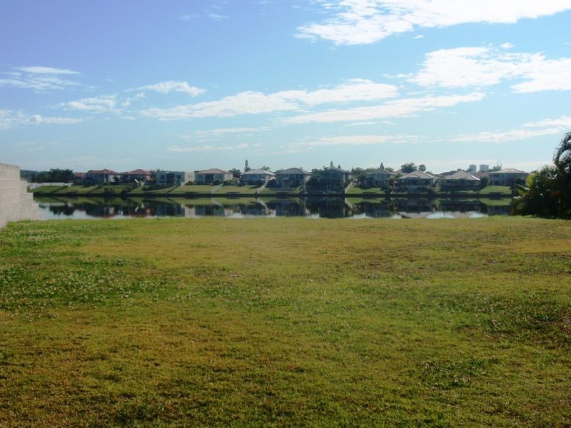 Benowa Waters QLD 4217