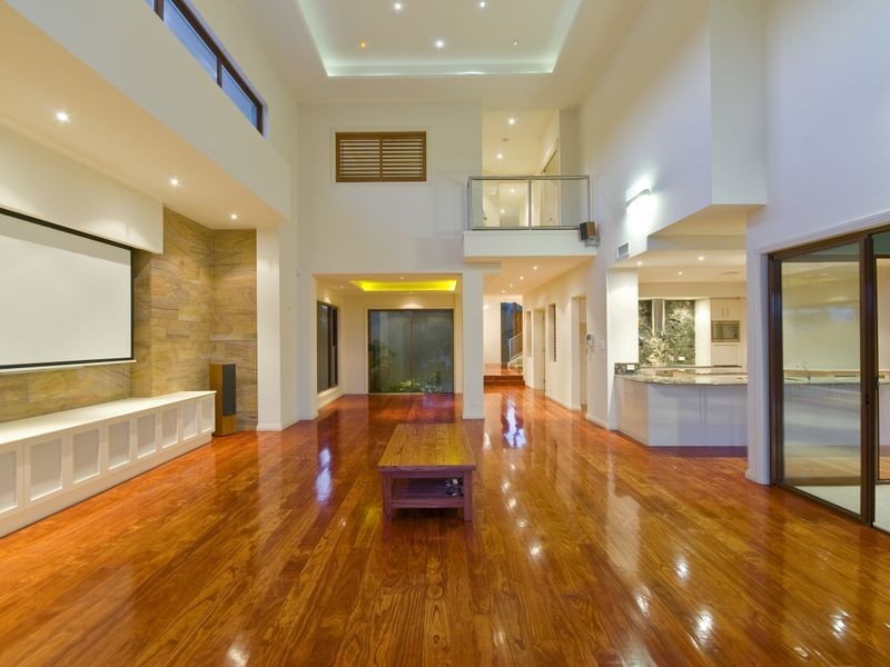 813 Legend Trail, Robina QLD 4226