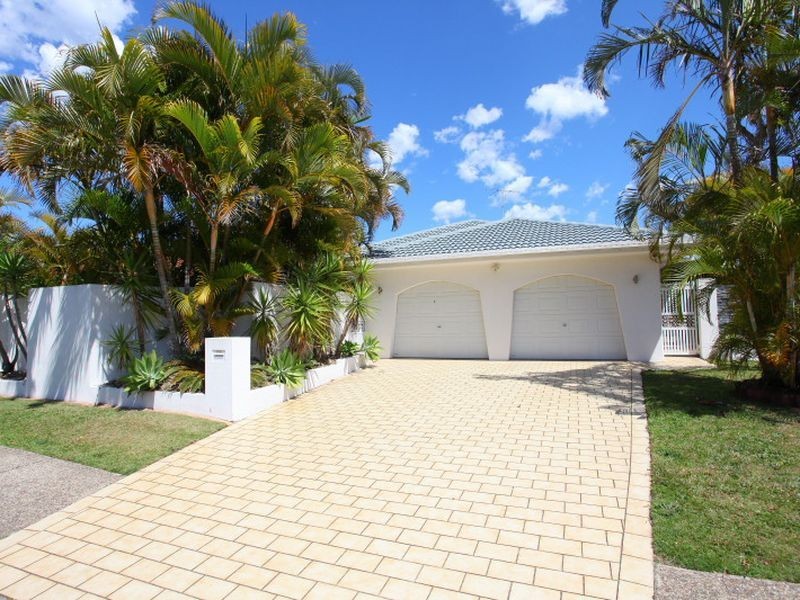 49 Boomerang Crescent, Sorrento QLD 4217