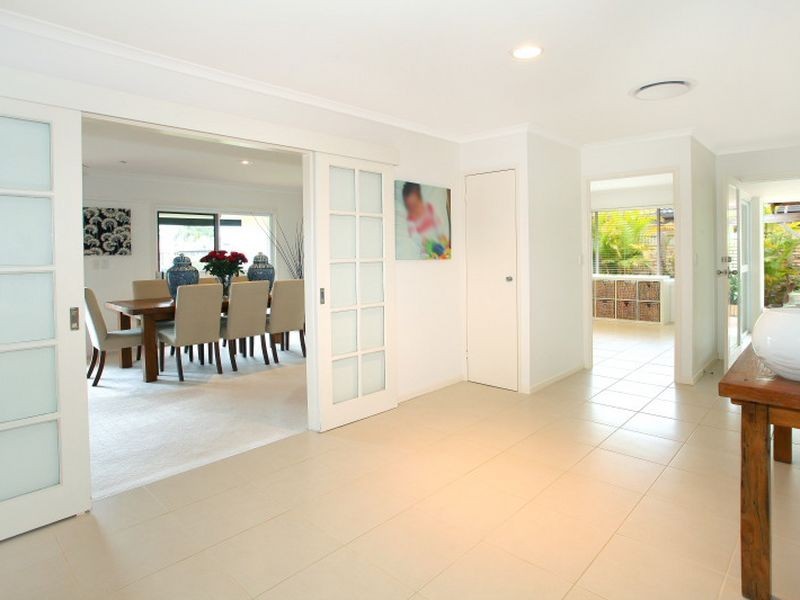 49 Boomerang Crescent, Sorrento QLD 4217