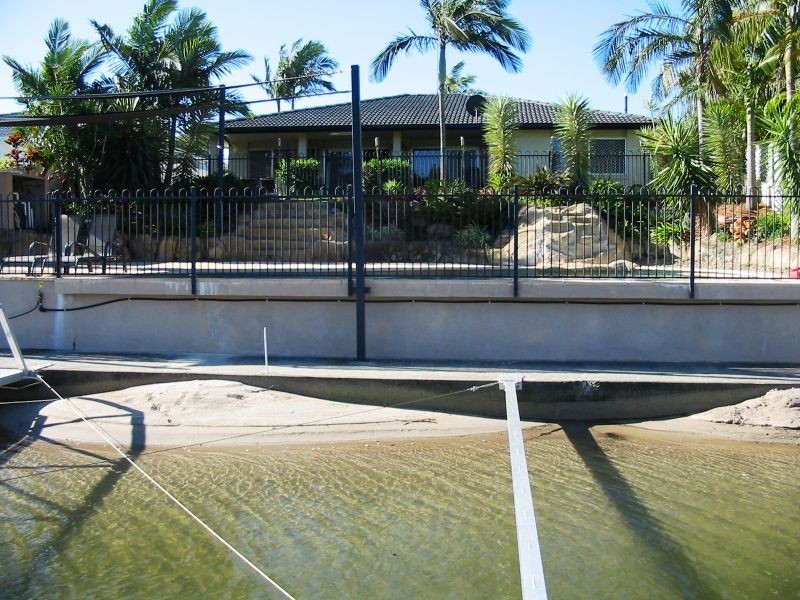 30 Saywell Street, Sorrento QLD 4217