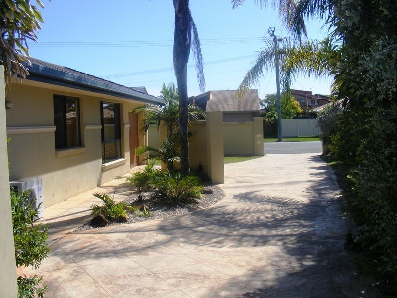 1/403 Bayview Street, Hollywell QLD 4216