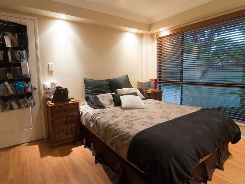 1/403 Bayview Street, Hollywell QLD 4216