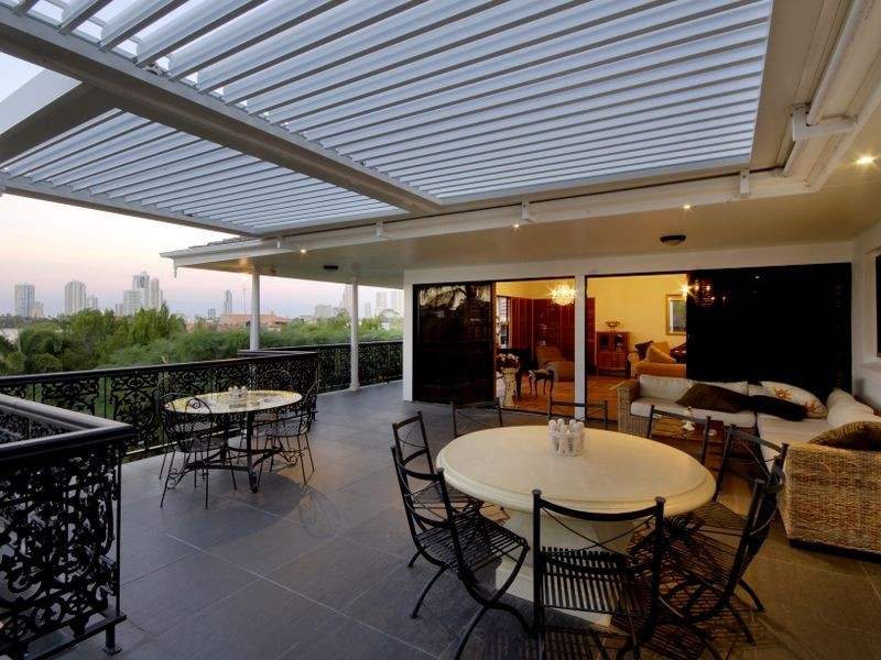 19 Wildash Street, Southport QLD 4215