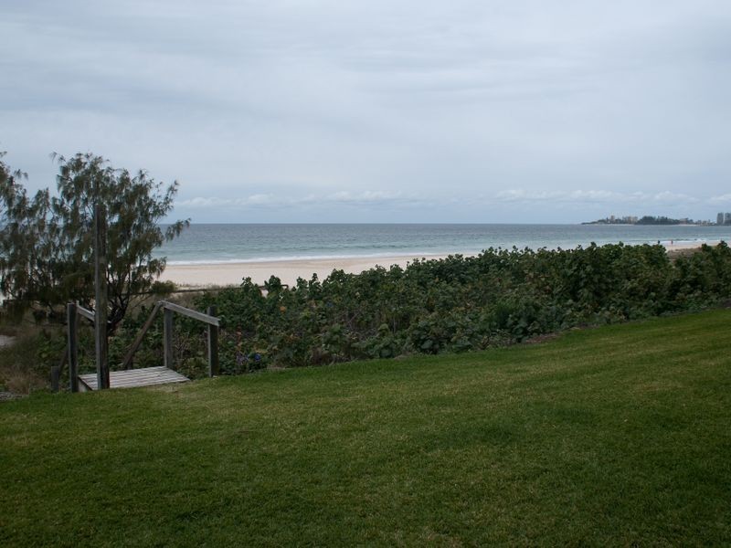 12/277 Golden Four Drive, Bilinga QLD 4225