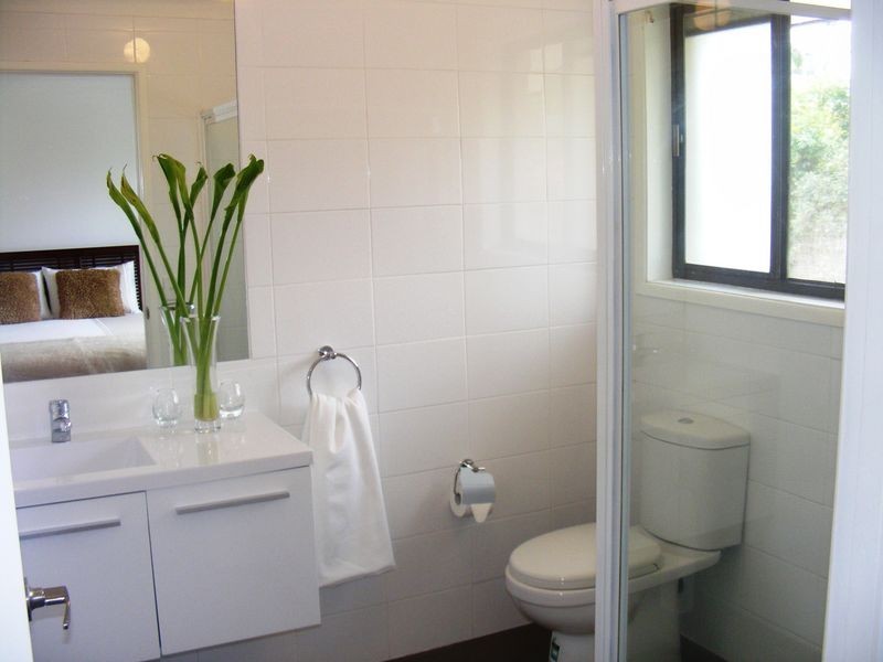 3 Vaucluse Place, Sorrento QLD 4217