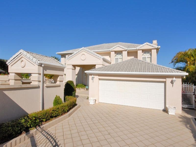 6 Rowes Street, Sorrento QLD 4217
