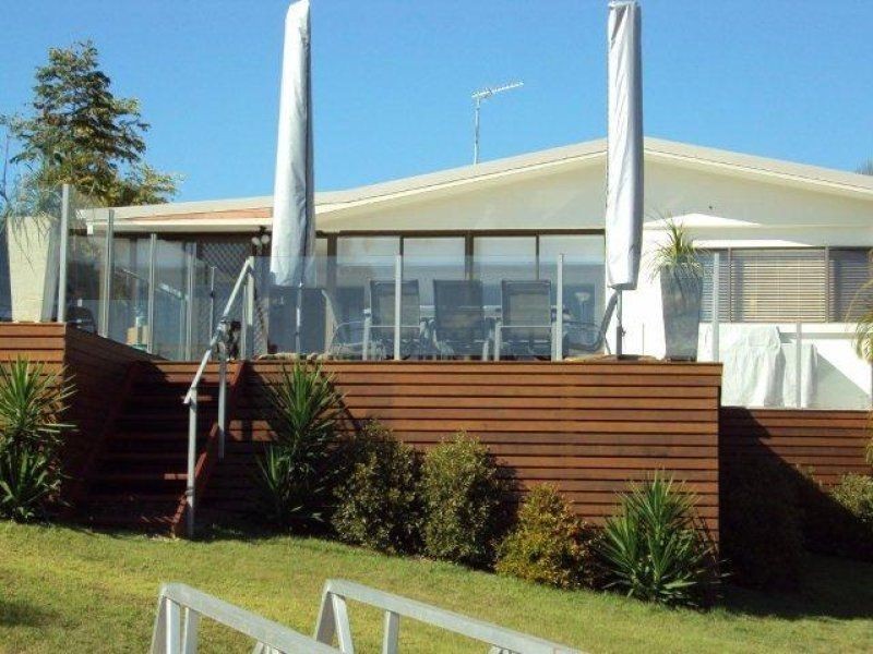 1 Skye Court, Sorrento QLD 4217