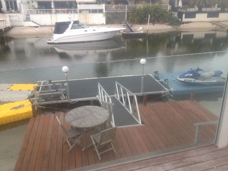 15 The Lido, Isle Of Capri QLD 4217