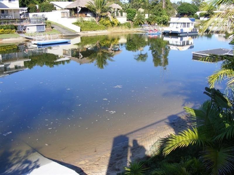 30 Namatjira Court, Broadbeach Waters QLD 4218