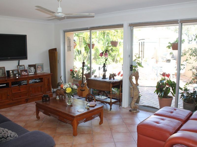 3 Adler Court, Benowa QLD 4217