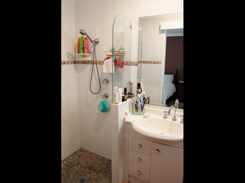 3 Adler Court, Benowa QLD 4217