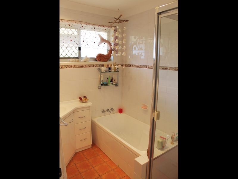 3 Adler Court, Benowa QLD 4217