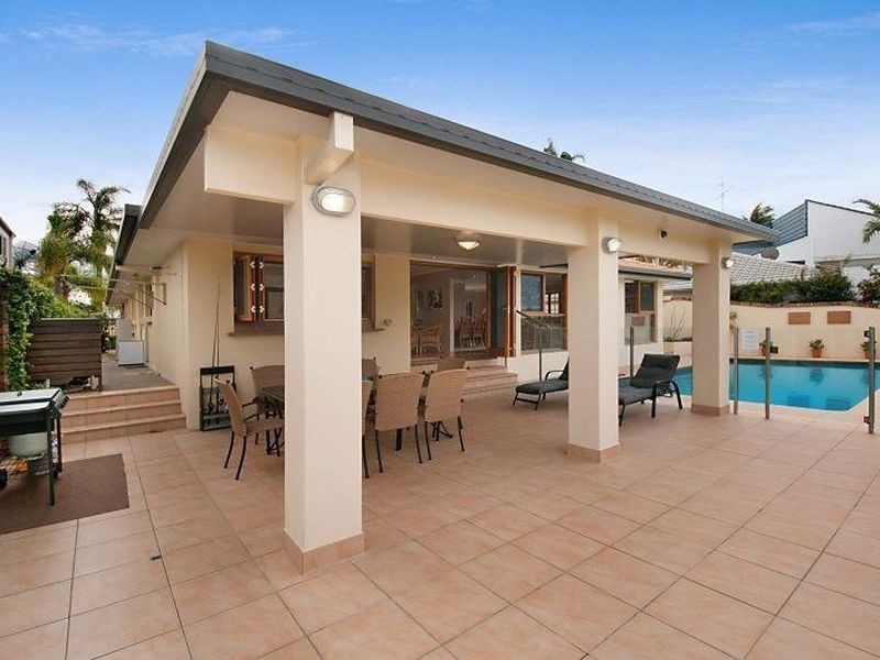 9 Argyle Crescent, Sorrento QLD 4217