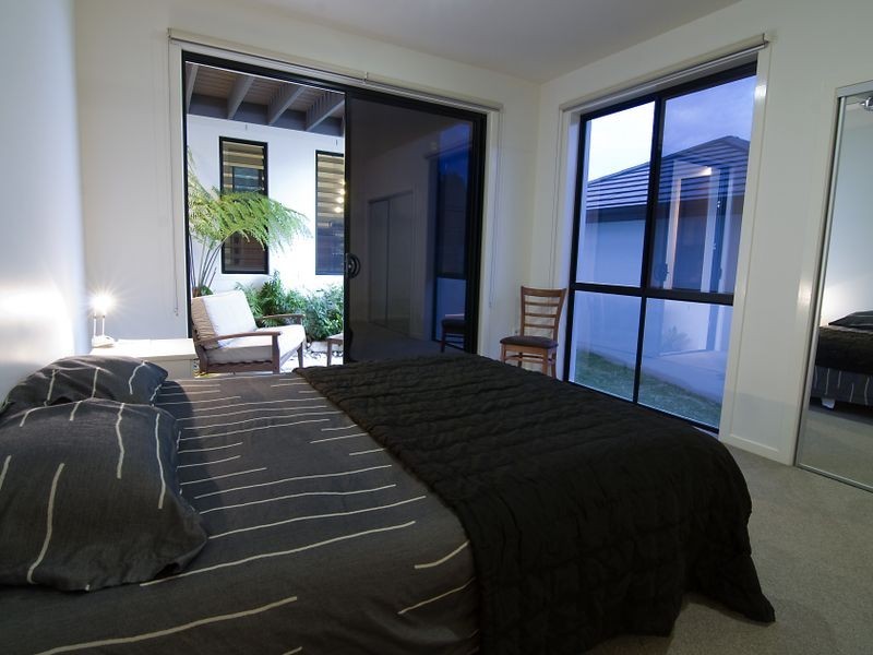 326 Ron Penhaligon Way, Robina QLD 4226