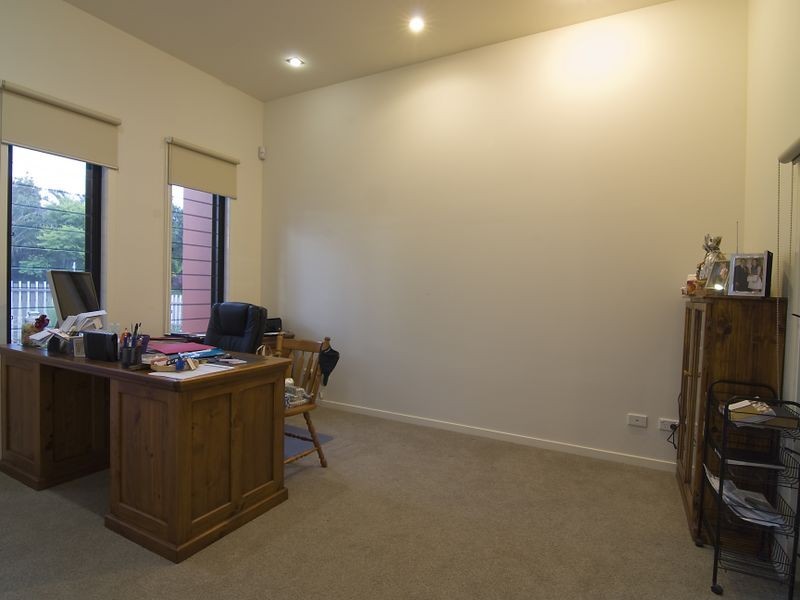 326 Ron Penhaligon Way, Robina QLD 4226