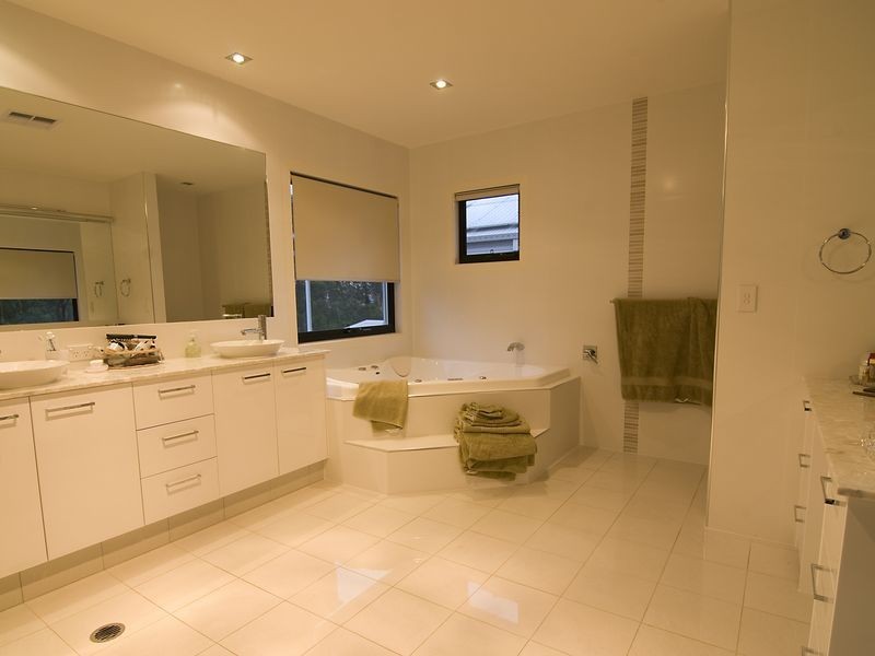326 Ron Penhaligon Way, Robina QLD 4226