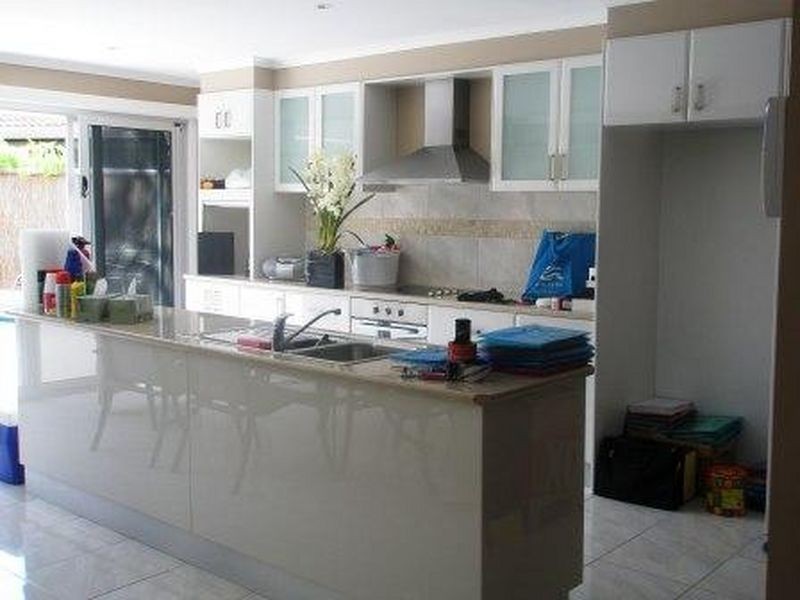 10 Wombat Court, Sorrento QLD 4217