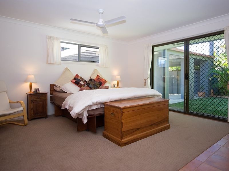 28 McCleary Street, Sorrento QLD 4217