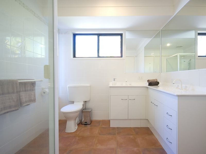 28 McCleary Street, Sorrento QLD 4217